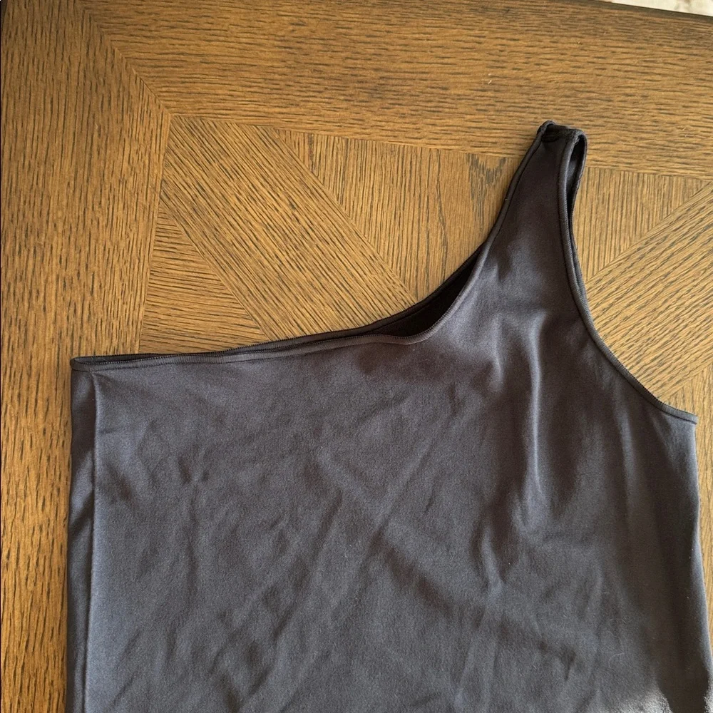 SKIMS Essential One Shoulder Bodysuit - Onyx, Size Large/XLarge, $68